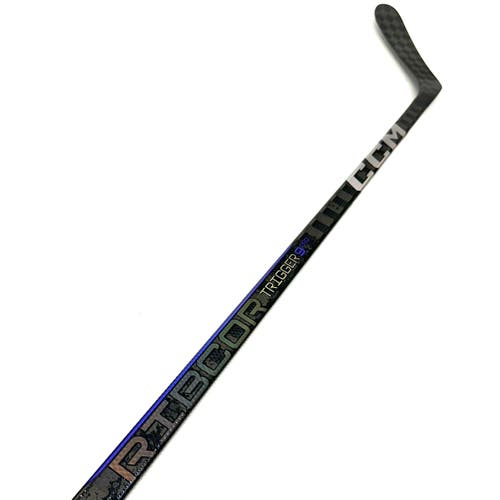 Auston Matthews - CCM Trigger 9 Pro LH 85 Flex P86 - RH1748
