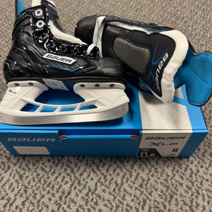 Bauer Youth XLP Hockey Skates 11 (New)