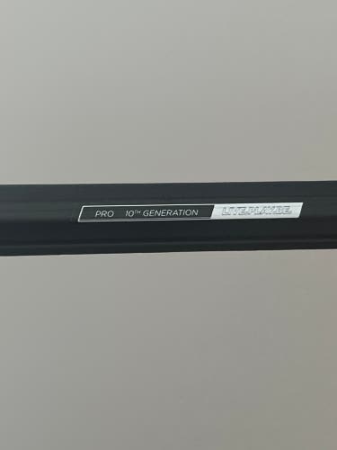 Dragonfly shaft black