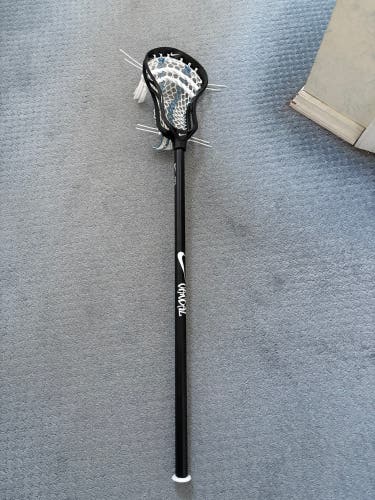 Nike Lakota 4 complete