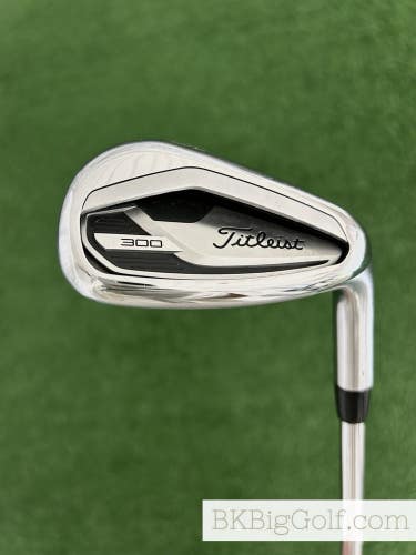 Titleist T300 21 53 Degree Sand S Wedge / Stiff