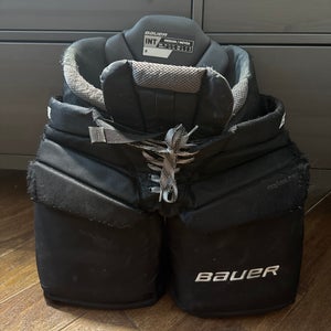 Intermediate Medium Bauer Elite Hockey Goalie Pants (Used)