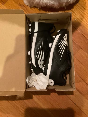 Men's 5.5Y (Big Kids / Youth) New Balance 4040v6 (New)