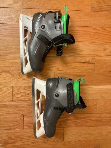 2022 Bauer Konekt HF2 Hockey Goalie Skates Regular Width 9 (Used)