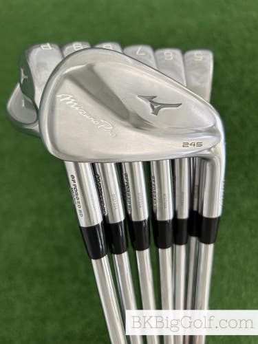 Mizuno Pro 245 / 243 Forged Combo Iron Set 4-P / NS Pro Modus Tour 105 Stiff
