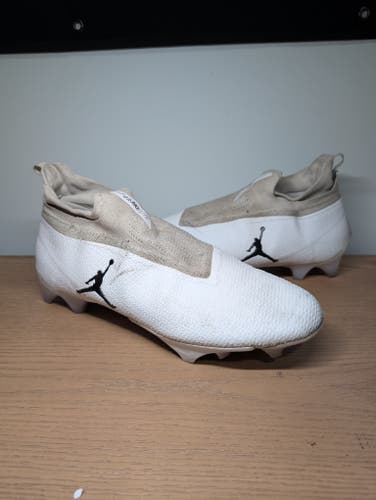 Men's Size M 12.0 (W 13.0) Jordan Vapor edge pro 360 (Used)