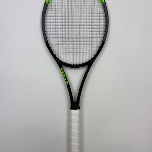 Wilson Blade 98 16x19 V7, 4 3/8 Very Good Condition