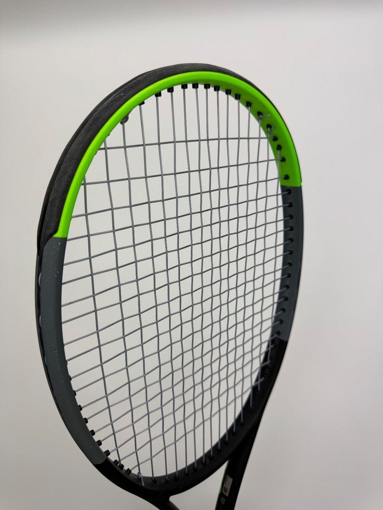 Wilson Blade 98 16x19 V7, 4 3/8 | SidelineSwap | Buy and Sell on