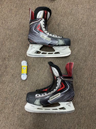2014 Bauer Vapor APX2 Hockey Skates 8.5 (Used)