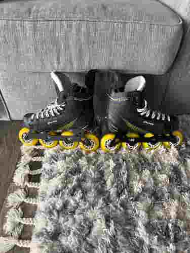 CCM Inline Skates Regular Width Size 3 (Hardly Used) - TACKS 3R52