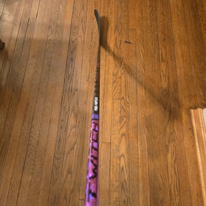 Intermediate Bauer Twitch Right Handed Hockey Stick P28 65 Flex Pro Stock (New)