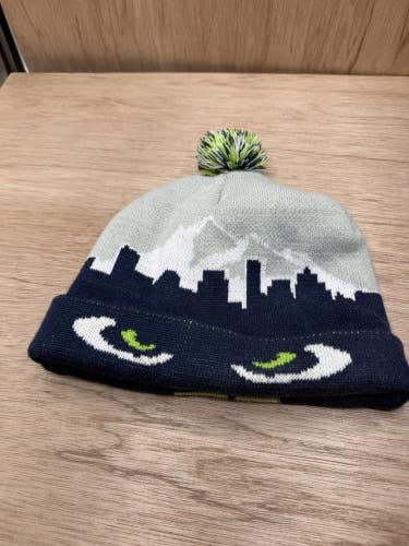 Seattle Seahawks Gwear 12's Beanie Hat Adult One Size Green Blue NFL Football
