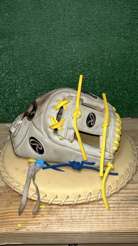 Rawlings Liberty Advanced RA716-2WB Softball Glove 12" RH (Used)