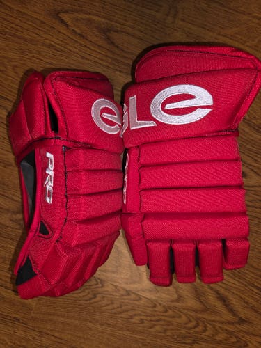 Eagle Aero Custom Pro Gloves 13" (New)