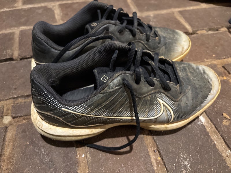 Nike Diamond Spikes Cleats size 8 mens