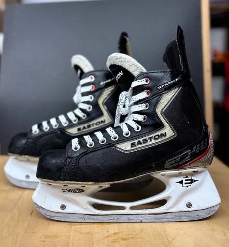 Easton/ Bauer Synergy EQ40 Hockey Skates - Senior 9 (Excellent Condition)