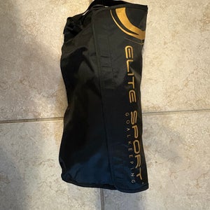 Medium/Large Goalie Gloves (Used)