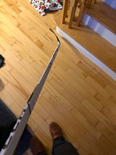 Senior CCM Ribcor Trigger 9 Pro Right Handed Hockey Stick 80 Flex (New)