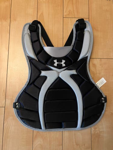 Under Armour Baseball Catcher's Chest Protector-UACP2-SRVS Black Grey