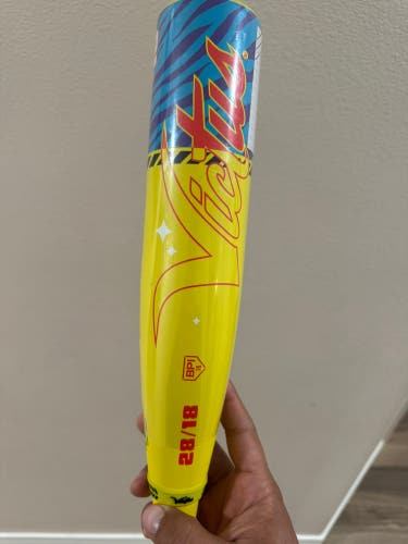2026 Victus Nova Lit Composite USSSA Certified Bat (-10) 18 oz 28" (New)