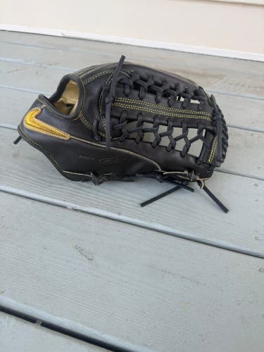 Nike Shado Elite J RH Baseball Glove 12.25" (Used)