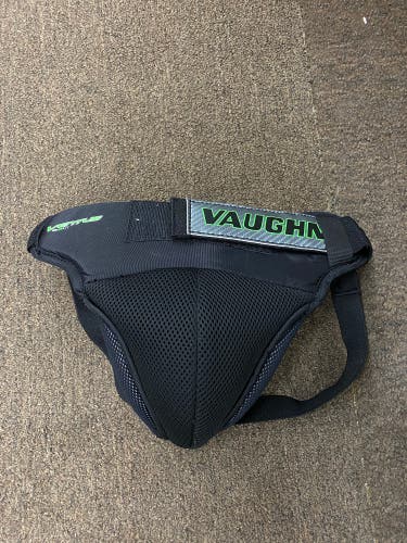 INT Vaughn ventus SLR goalie cup