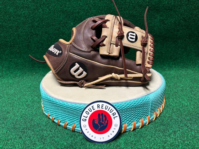 2022 Wilson A2000 1787 RH Infield Baseball Glove 11.75" (Used)