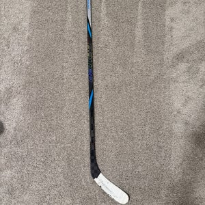 Youth Bauer Nexus Tracer Left Hand Hockey Stick P28 40 Flex (Used)