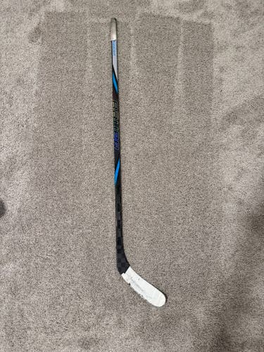 Youth Bauer Nexus Tracer Left Hand Hockey Stick P28 40 Flex (Used)