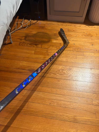 Senior CCM Vizion Left Hand Hockey Stick P86 70 Flex Pro Stock (Used)