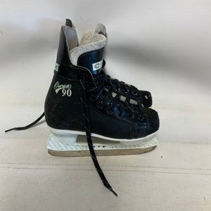 Used CCM CHAMPION 90 Junior Hockey Skate Junior 02 11823-S000037171