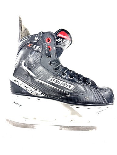 Used Bauer X3.5 Intermediate Hockey Skate Intermediate 5.5 11860-S000304192