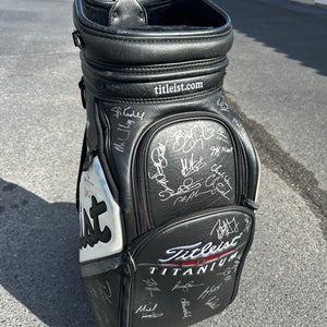 Rare Signed Titleist Tour Staff Golf Bag - 40+ PGA Autographs Buick Open Winner Tom Pernice Jr