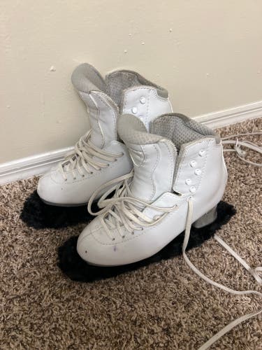 Jackson premier 2800 Figure Skates B Adult 5 (Used)