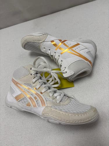 Used Asics Wrestling Shoes White Youth 12.0 11490-S000268702