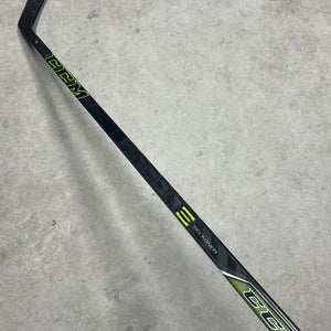 90 Flex P29 Senior CCM Ribcore Reckoner Right Hand Hockey Stick Pro Stock NHL (New)