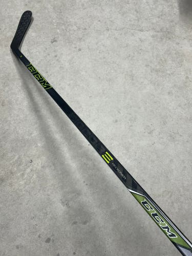 90 Flex P29 Senior CCM Ribcore Reckoner Right Hand Hockey Stick Pro Stock NHL (New)