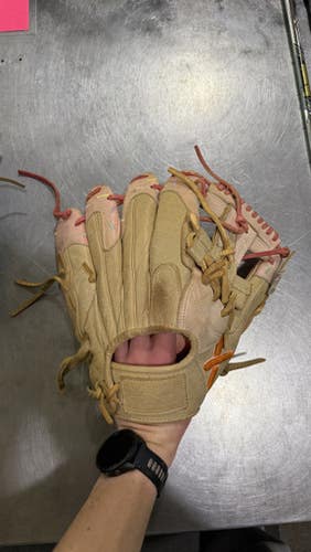 Used ABSOLUTELY RIDCULOUS GLOVE BB/SB Glove RH Throw Pink 12 1/4" 11605-S000213076