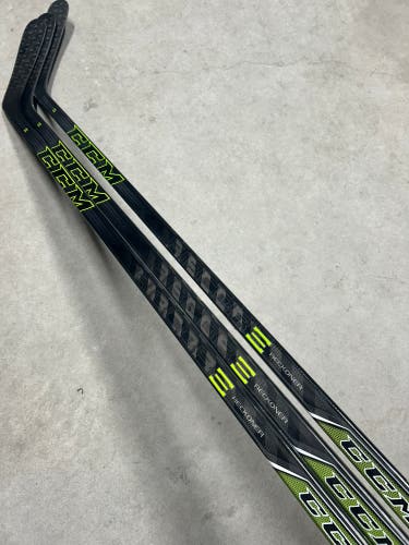 3 Pack 90 Flex P29 Senior CCM Ribcore Reckoner Right Hand Hockey Stick Pro Stock NHL (New)