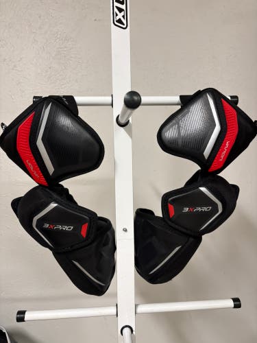 Bauer Vapor 3x Pro Sr Large Elbow Pad Used