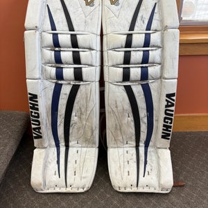 34"+2 Vaughn Velocity V6 1000 Goalie Leg Pads (Used)