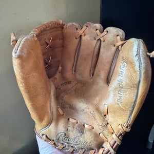 Vintage Rawlings RH Baseball Glove 10" (Used) Brooks Robinson