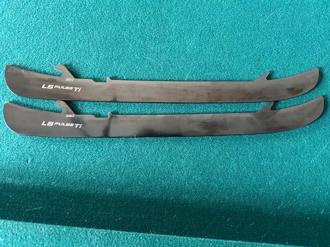 Brand New Black Bauer LS Pulse Ti 280 mm