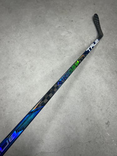 85 Flex P28 Senior True Hzrdus 9x4 Left Hand Hockey Stick Pro Stock (New)