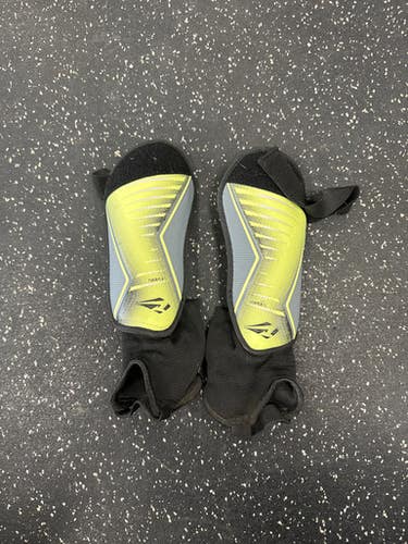 Used Soccer Shin Guards Junior Optic Yellow MD 11849-S000036420