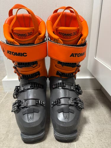 Mondo 25 & 25.5 Men's Atomic Hawx Prime XTD 120 Alpine Touring Ski Boots Stiff Flex (Used)