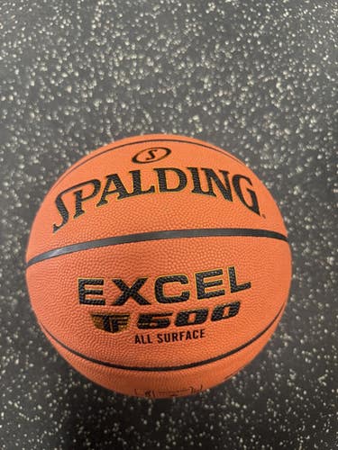 Used Spalding Basketball Adult Indoor 29 1/2" 11849-S000036362