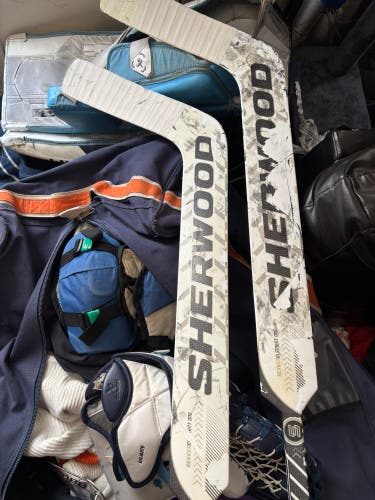 Senior Sher-Wood Rekker Element 1 Regular Goalie Stick 25" Paddle (Used)