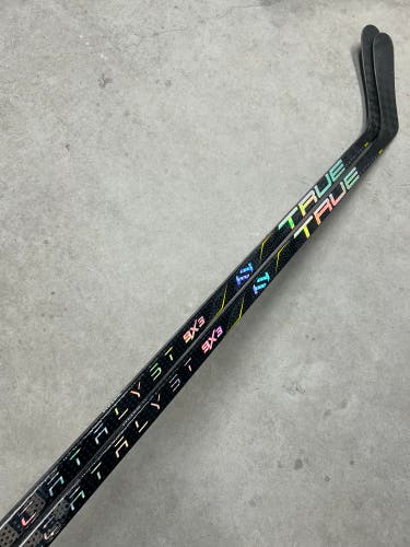 2 PACK 95 Flex P92 Senior True Catalyst 9x3 Left Hand Hockey Stick Pro Stock (New)