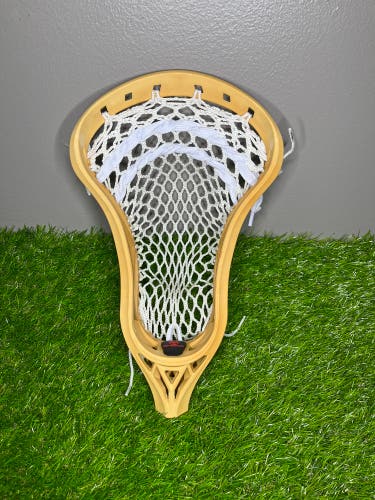 Lacrosse head
